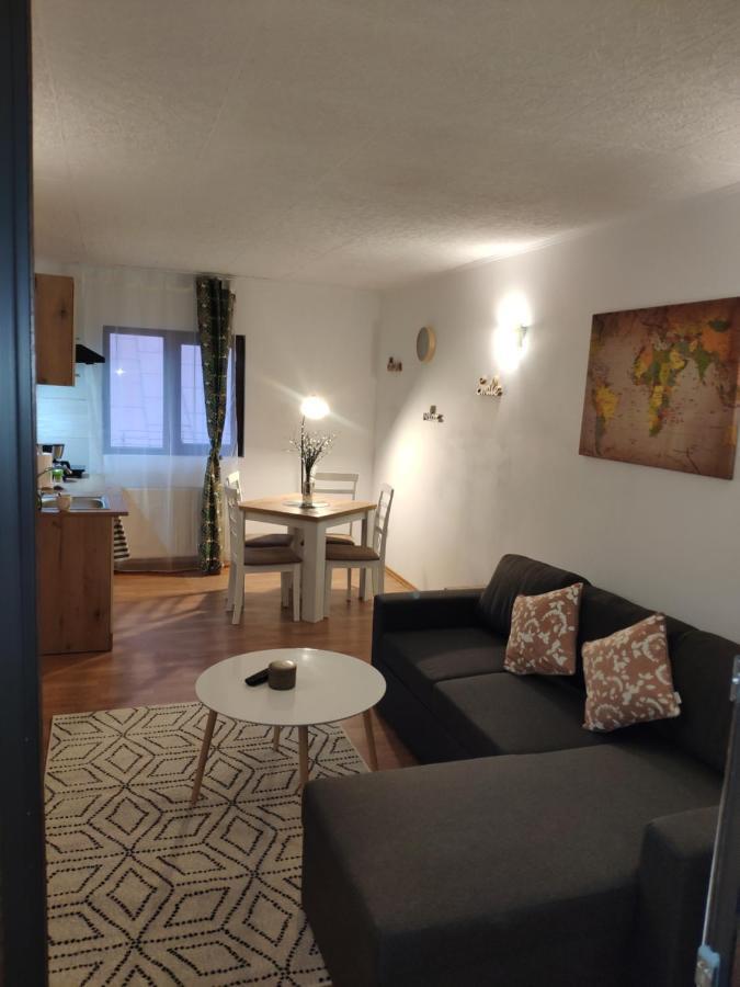 Appartamento Cozy Loft At Teleferic Sinaia Esterno foto